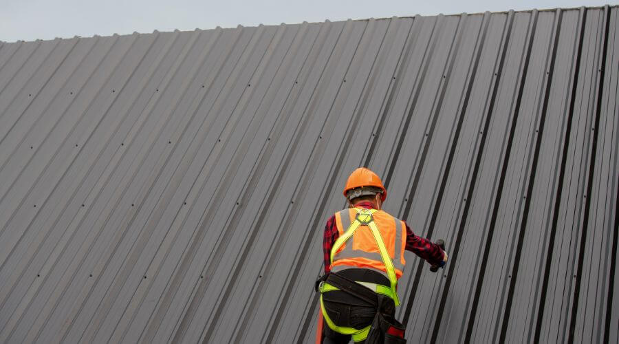 Expert top industrial roofings services in Fraser, MI